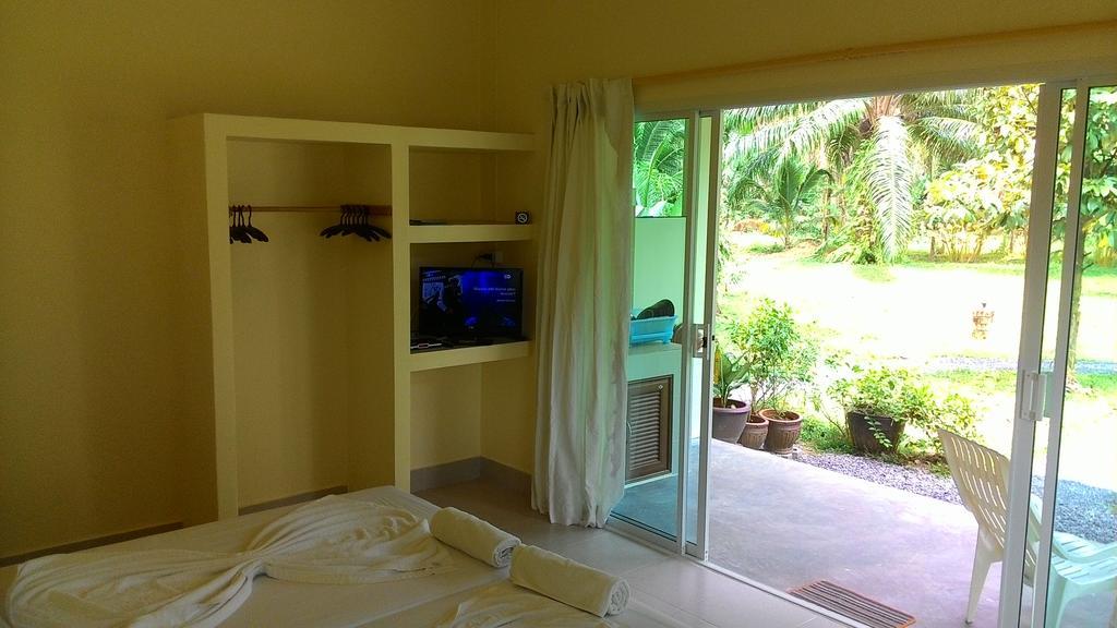 Aathid Garden Khao Lak Villa Ruang foto