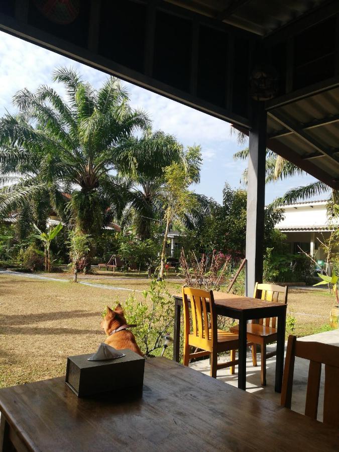 Aathid Garden Khao Lak Villa Bagian luar foto